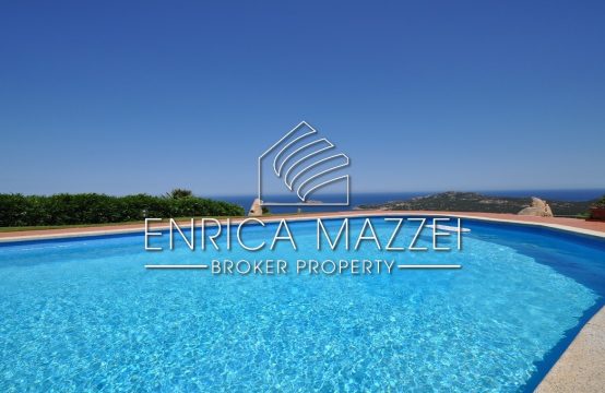 Costa Smeralda ampia villa | straordinaria vista mare piscina