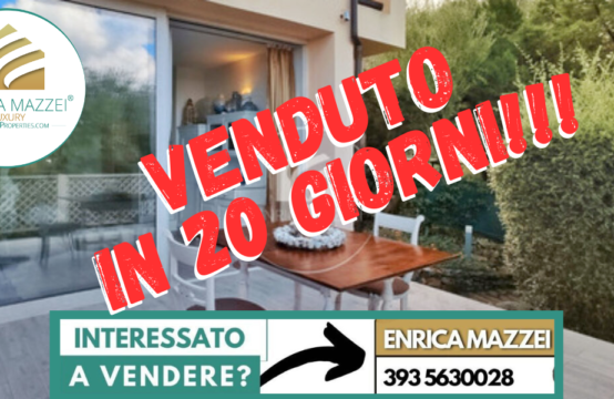 Porto Rotondo vendita grande bilocale | arredato con veranda e giardino